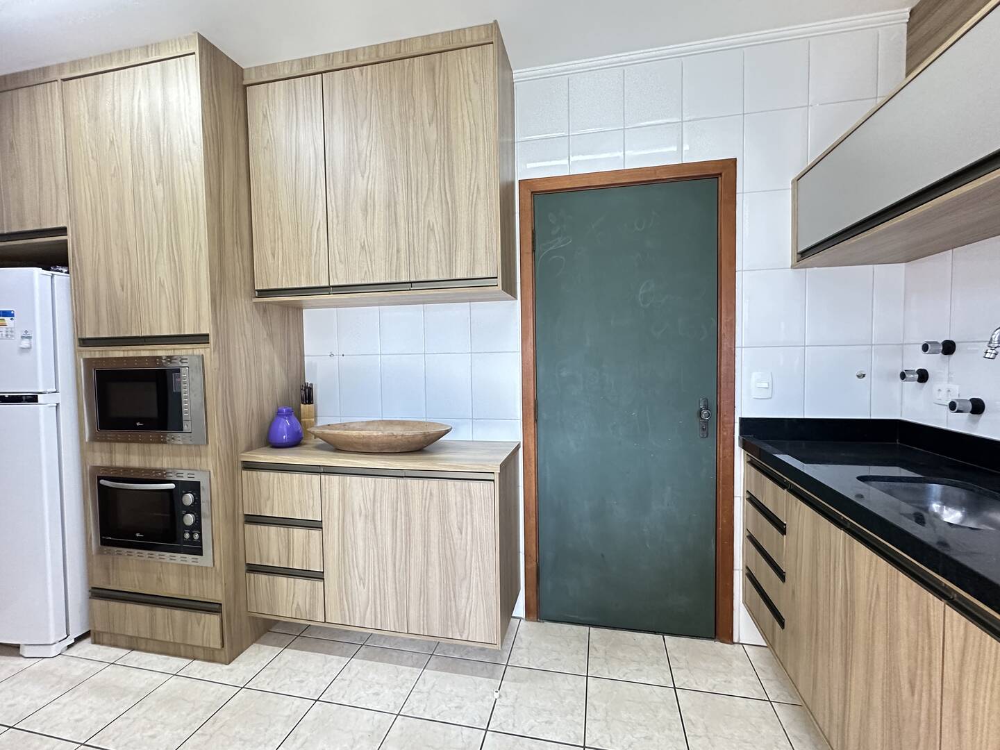 Apartamento à venda com 2 quartos, 78m² - Foto 25