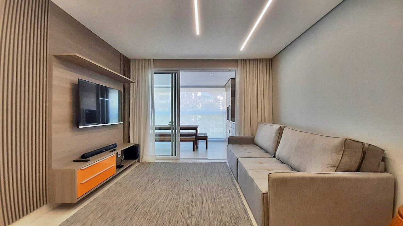 Apartamento à venda com 3 quartos, 123m² - Foto 9