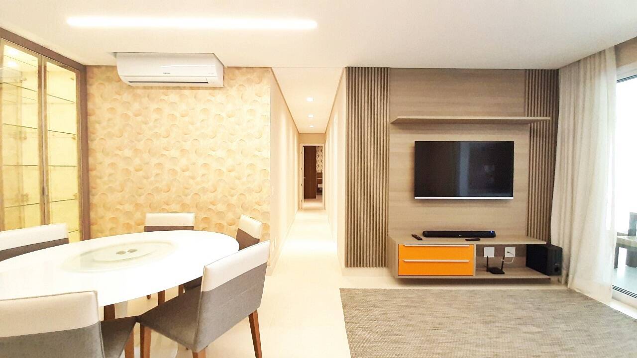 Apartamento à venda com 3 quartos, 123m² - Foto 10