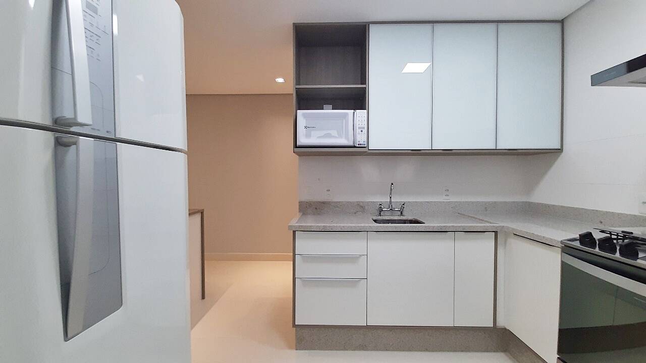 Apartamento à venda com 3 quartos, 123m² - Foto 27