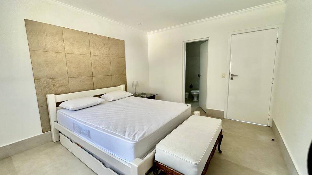 Casa à venda com 4 quartos, 227m² - Foto 14