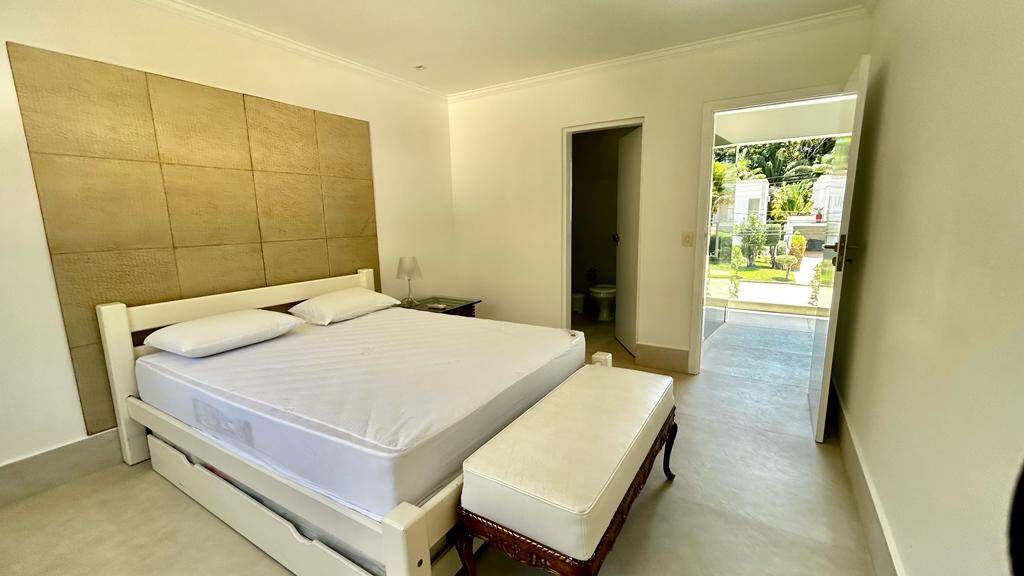 Casa à venda com 4 quartos, 227m² - Foto 16