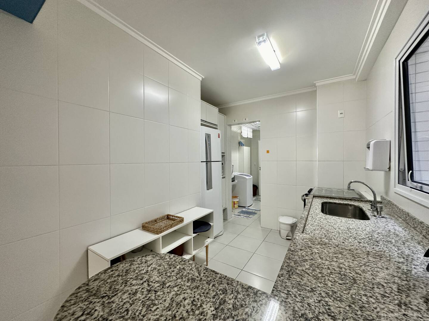 Apartamento à venda com 3 quartos, 106m² - Foto 6