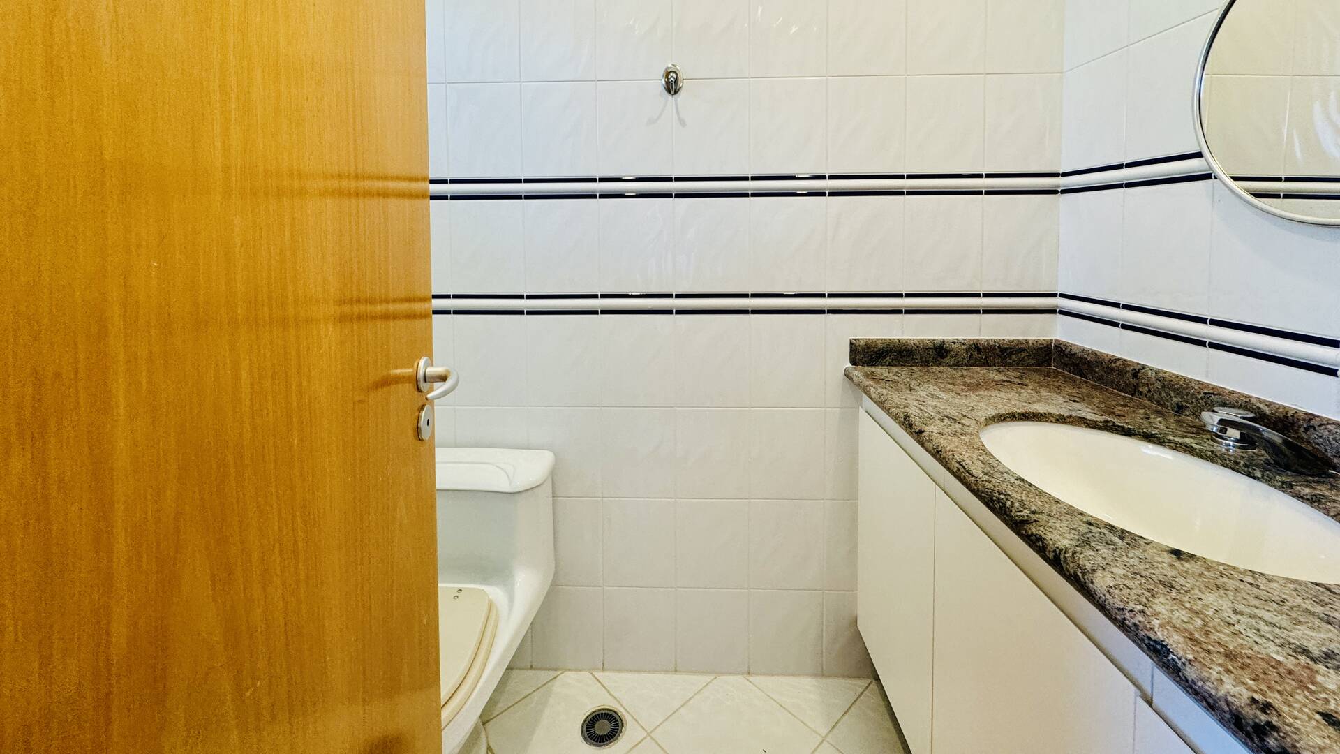 Apartamento à venda com 3 quartos, 193m² - Foto 12