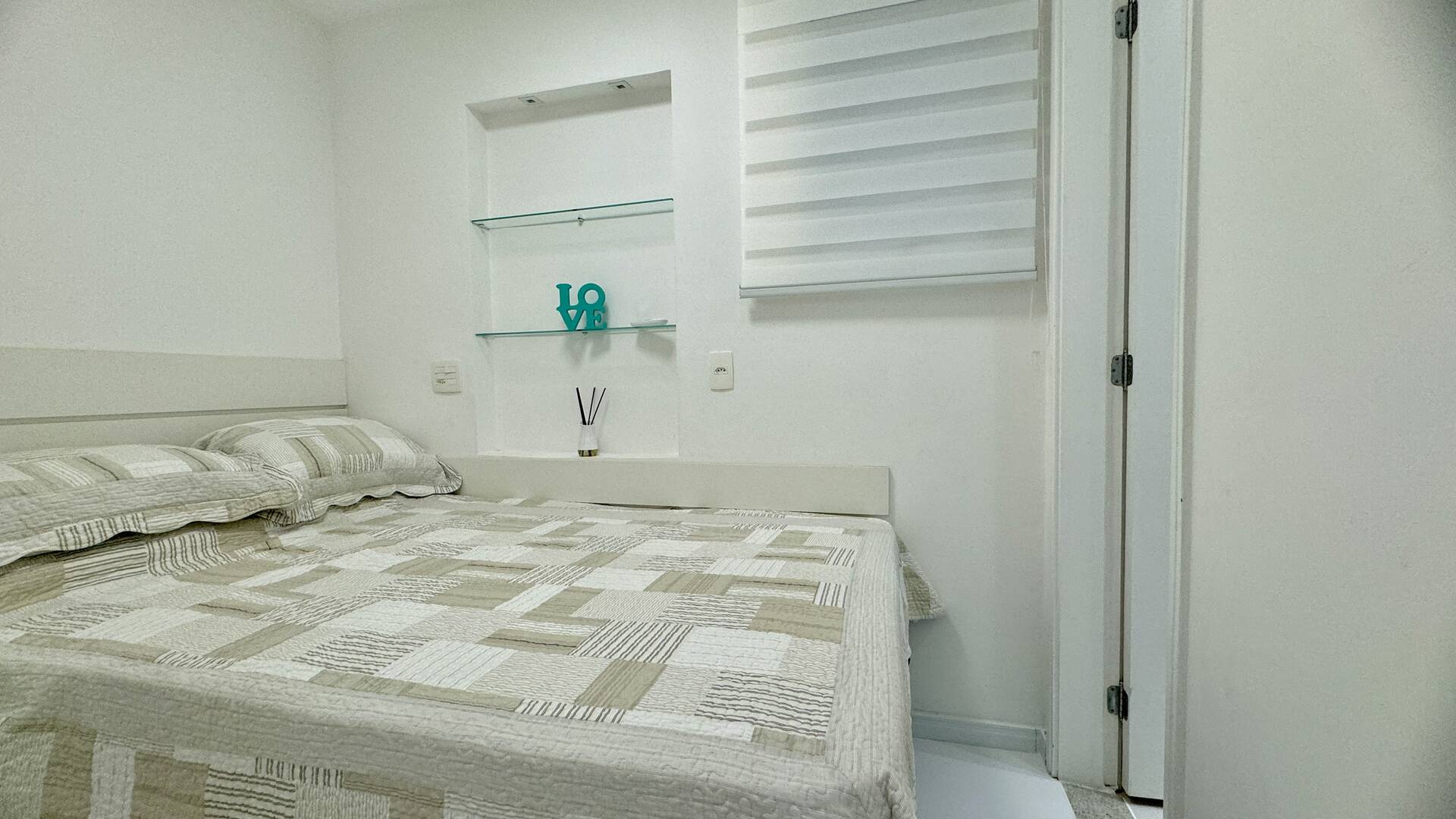 Apartamento à venda com 4 quartos, 134m² - Foto 17