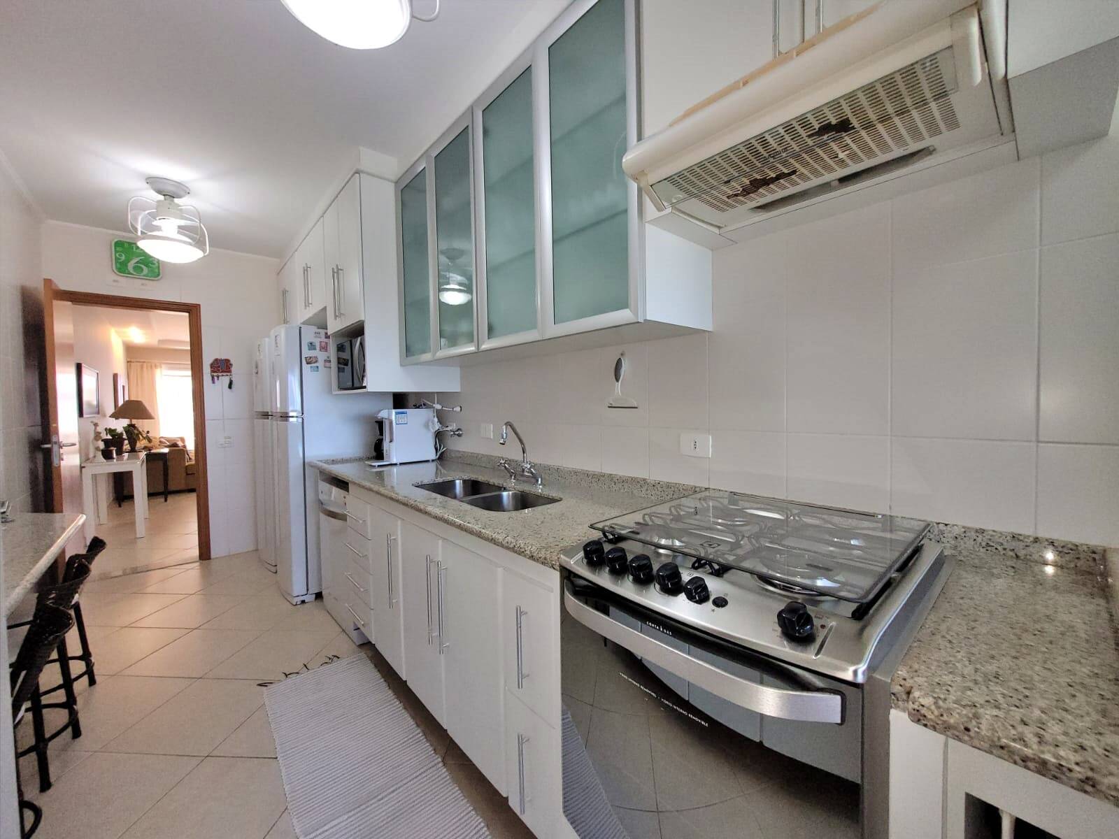 Apartamento à venda com 4 quartos, 205m² - Foto 22