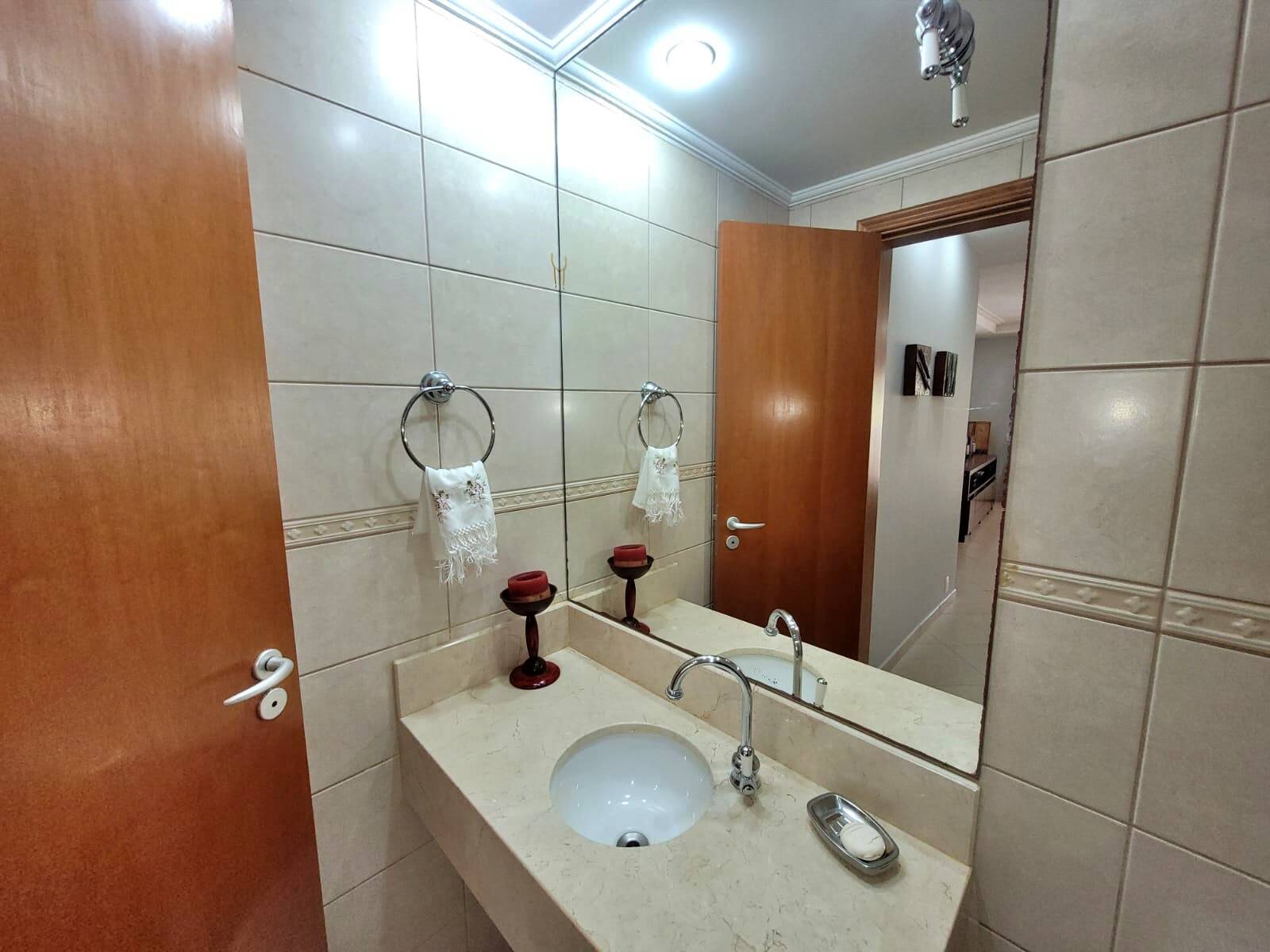 Apartamento à venda com 4 quartos, 205m² - Foto 28