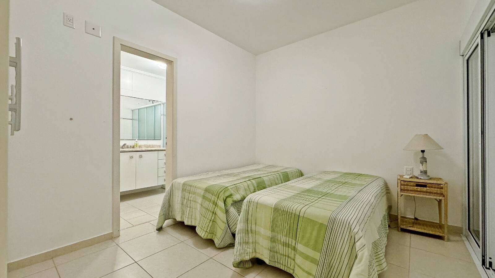 Apartamento à venda com 3 quartos, 145m² - Foto 18