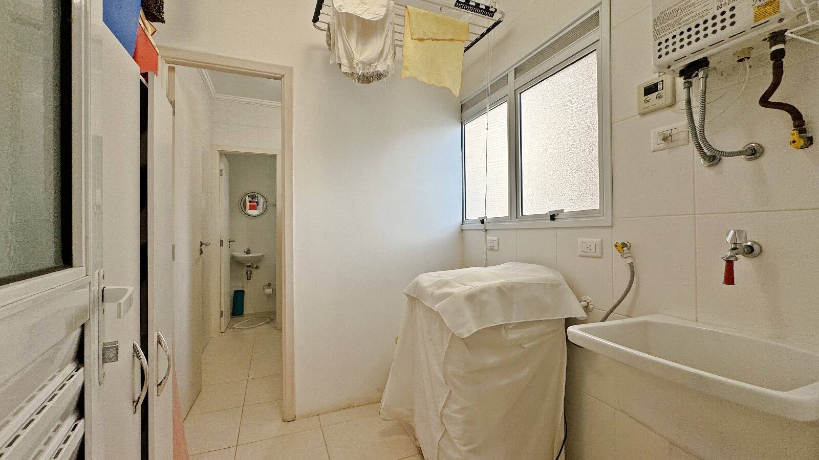 Apartamento à venda com 3 quartos, 145m² - Foto 23