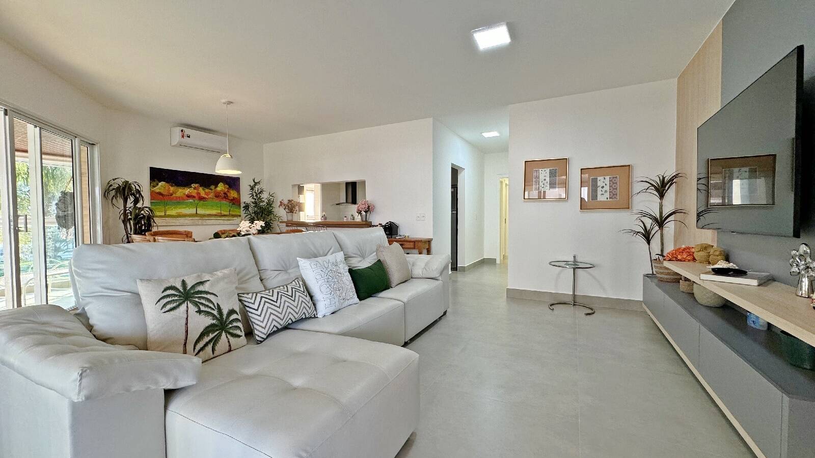 Apartamento à venda com 3 quartos, 156m² - Foto 8