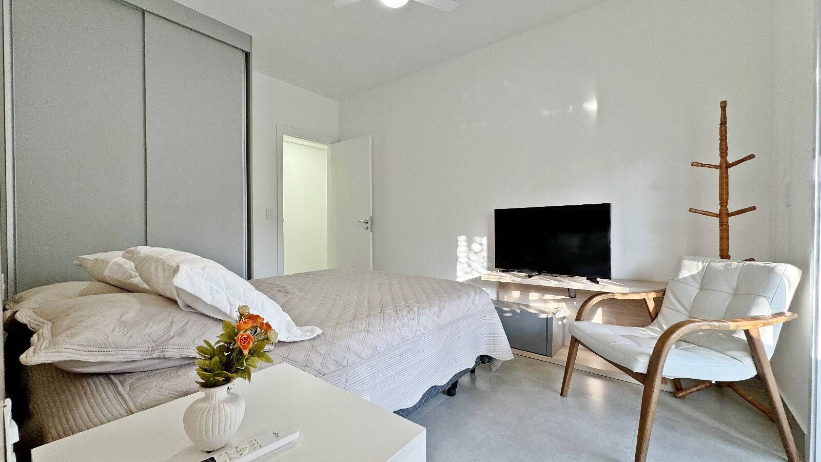 Apartamento à venda com 3 quartos, 156m² - Foto 15