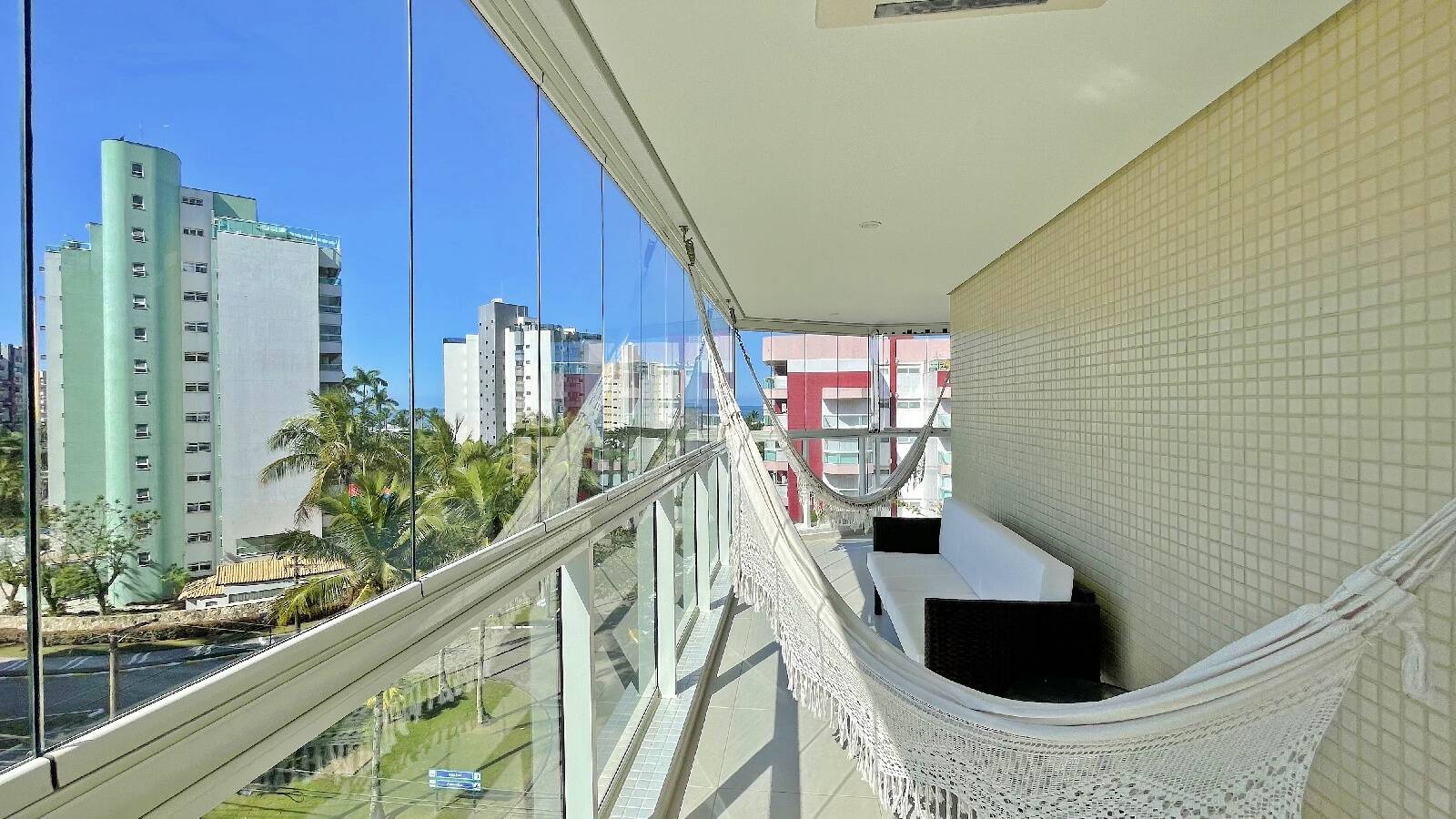 Apartamento à venda com 3 quartos, 136m² - Foto 3