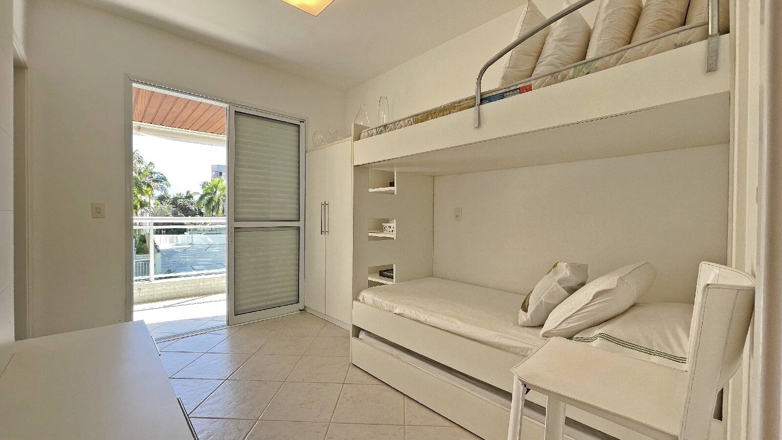 Apartamento à venda com 3 quartos, 118m² - Foto 18