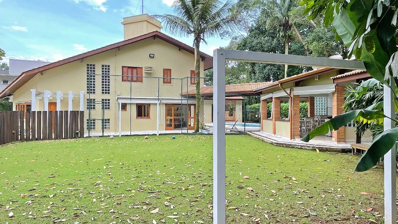 Casa à venda com 4 quartos, 271m² - Foto 6