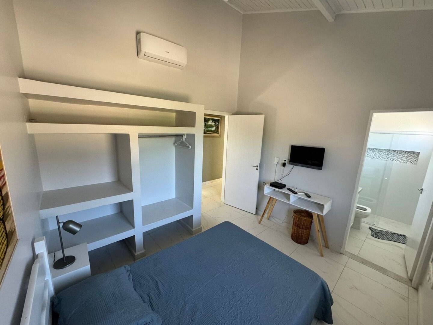 Casa à venda com 4 quartos, 97m² - Foto 4