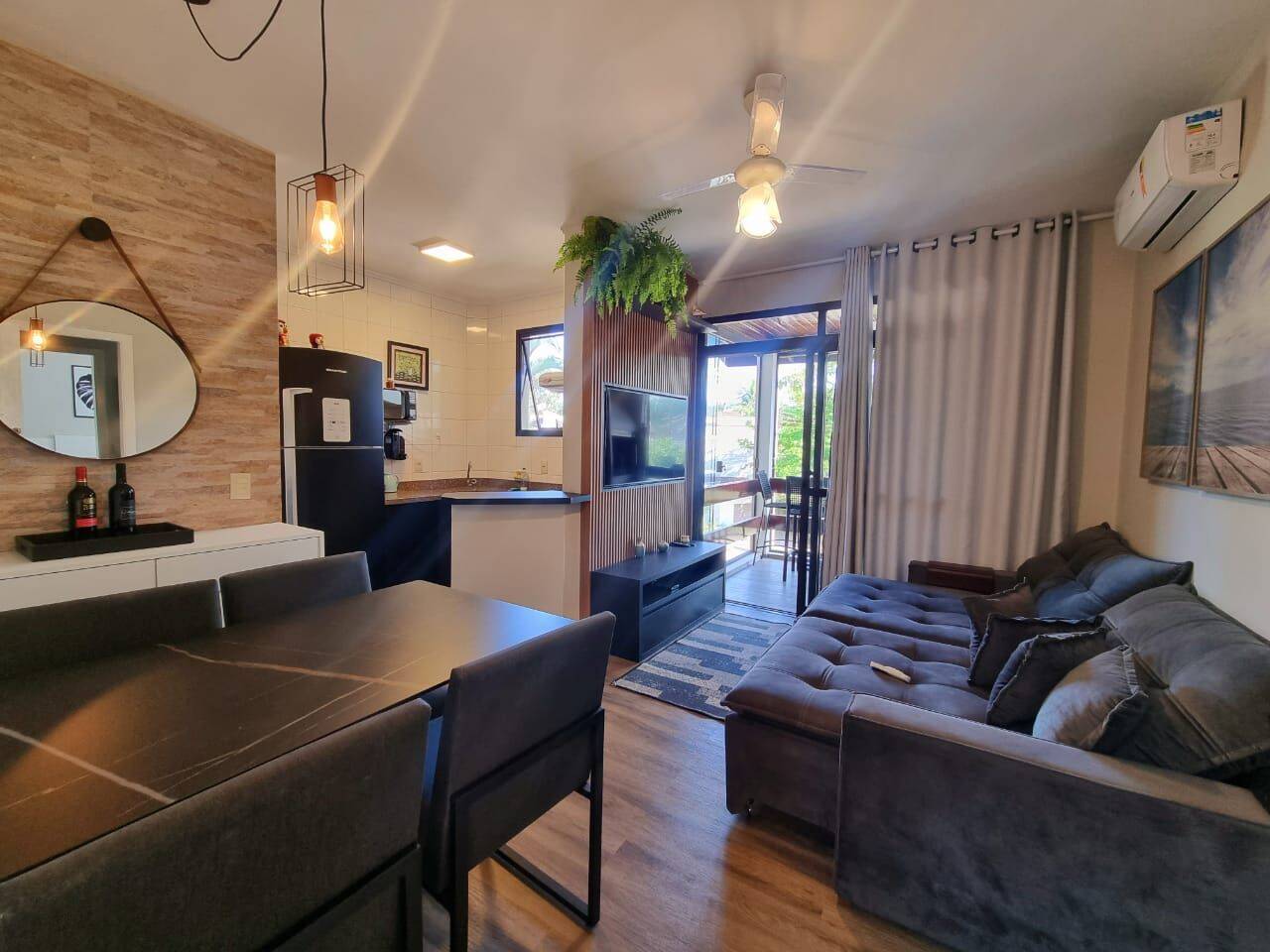 Casa à venda com 1 quarto, 54m² - Foto 1