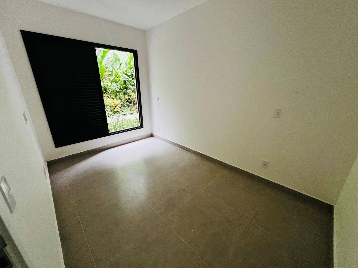 Casa à venda com 2 quartos, 68m² - Foto 7