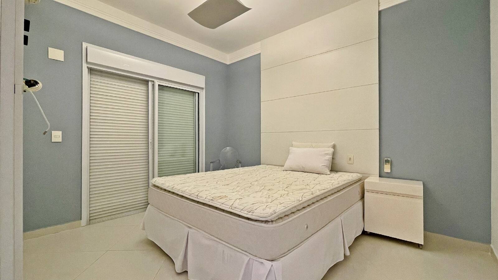 Apartamento à venda com 4 quartos, 201m² - Foto 29