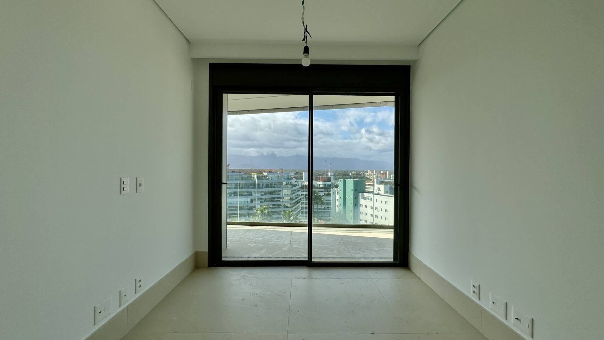 Apartamento à venda com 4 quartos, 208m² - Foto 26