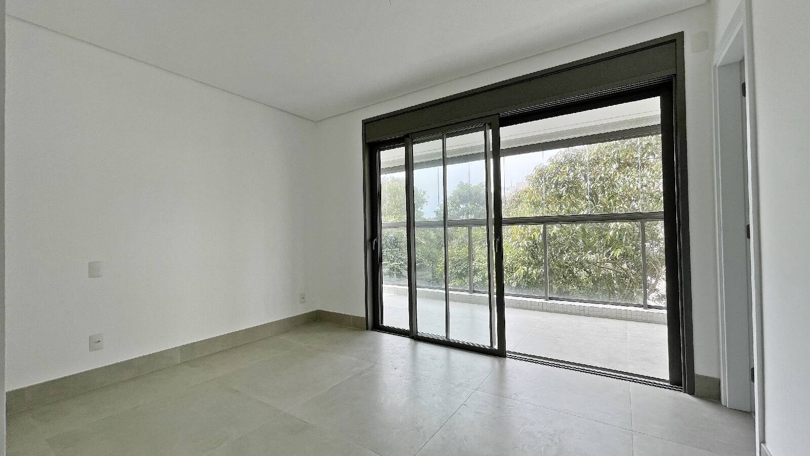 Apartamento à venda com 4 quartos, 163m² - Foto 19