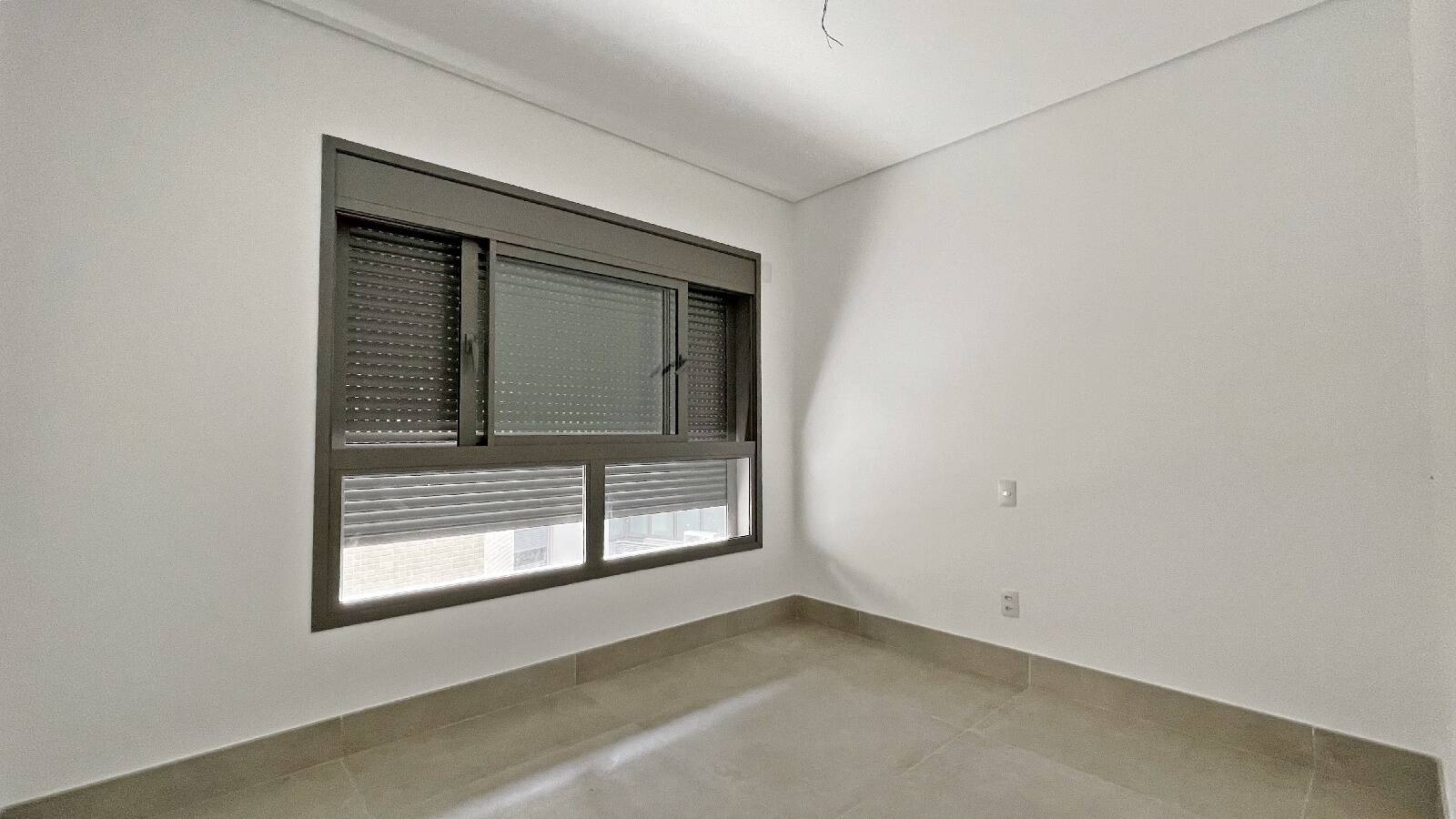 Apartamento à venda com 4 quartos, 163m² - Foto 6