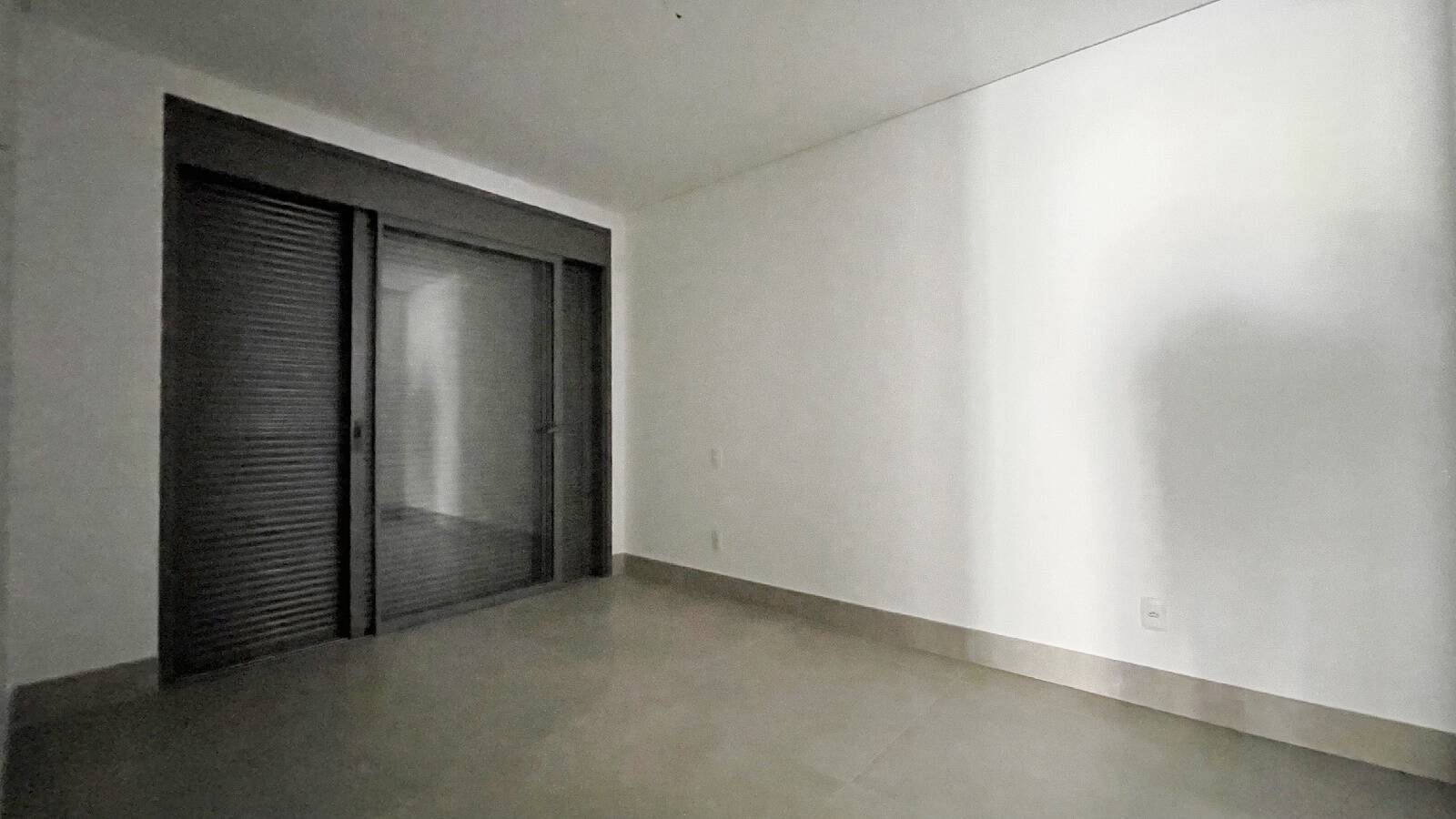 Apartamento à venda com 4 quartos, 163m² - Foto 16