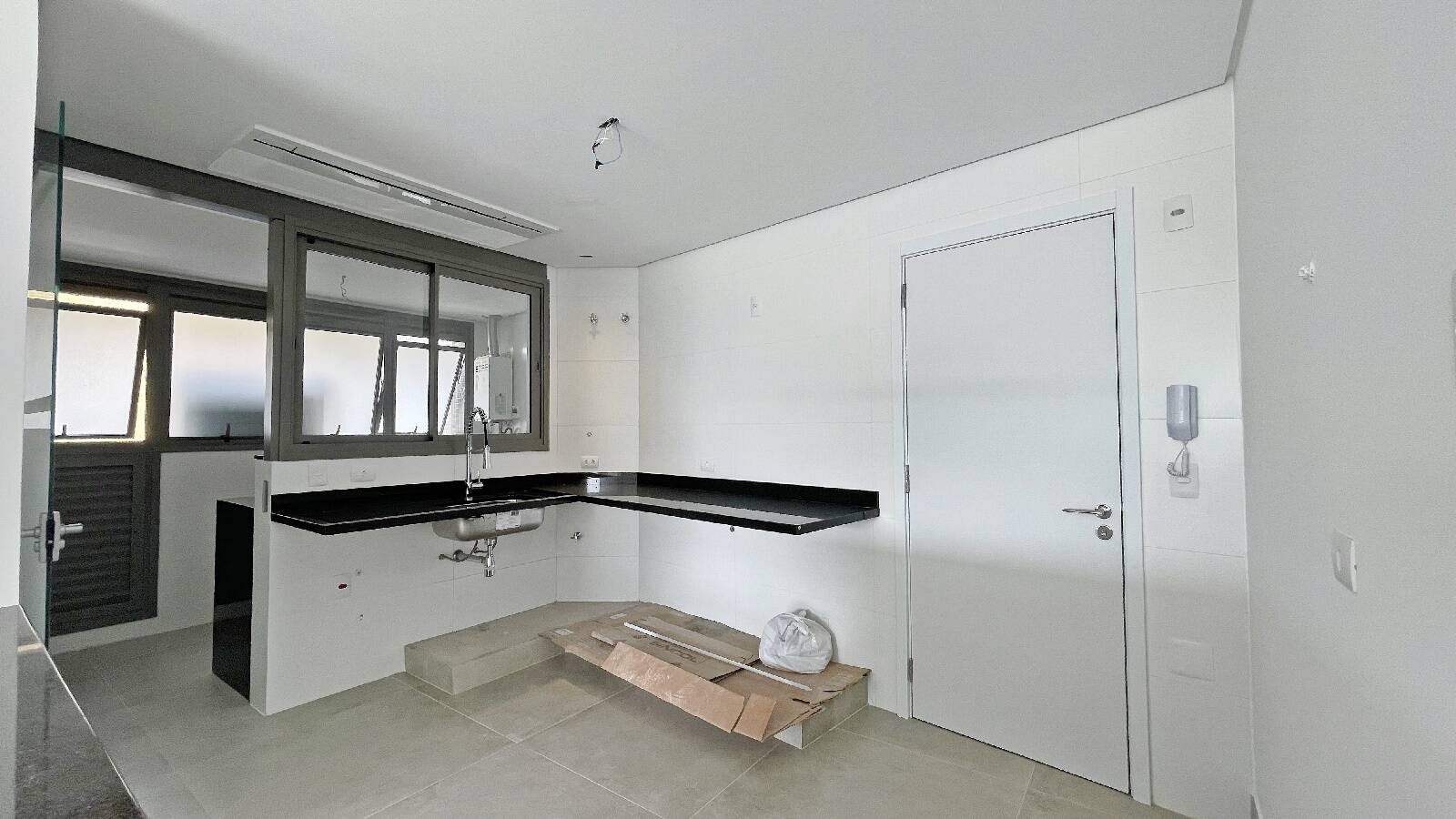 Apartamento à venda com 4 quartos, 160m² - Foto 10