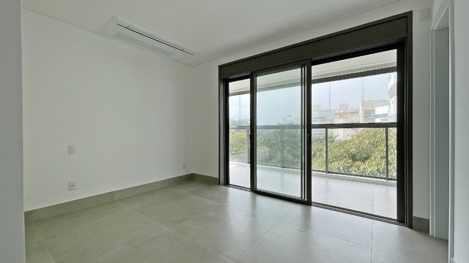 Apartamento à venda com 4 quartos, 160m² - Foto 12