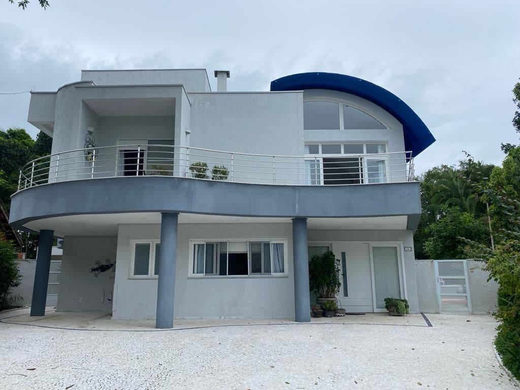 Casa à venda com 5 quartos, 374m² - Foto 1