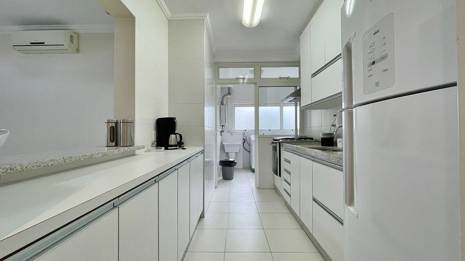 Apartamento à venda com 3 quartos, 128m² - Foto 21