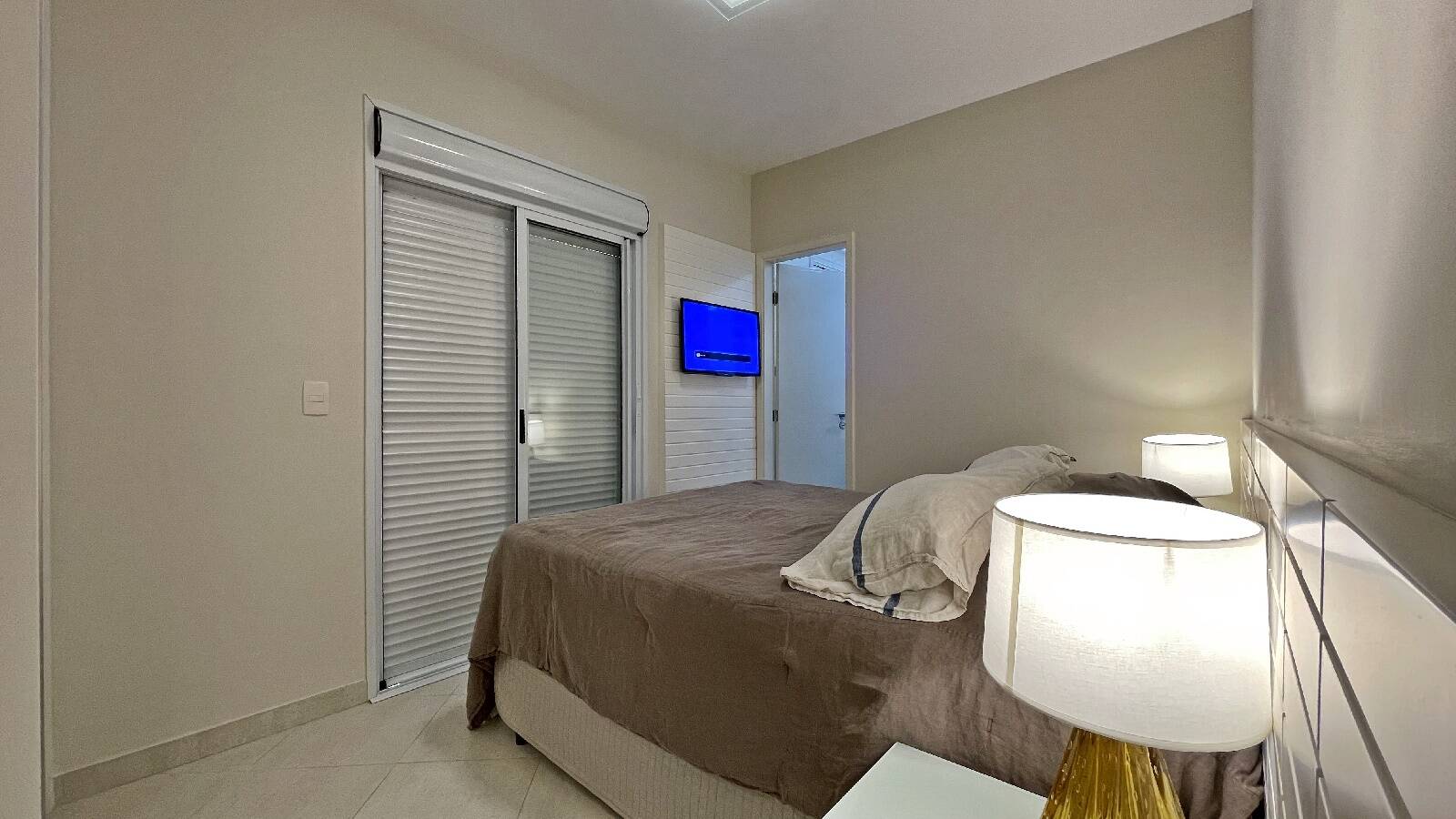 Apartamento à venda com 3 quartos, 130m² - Foto 26