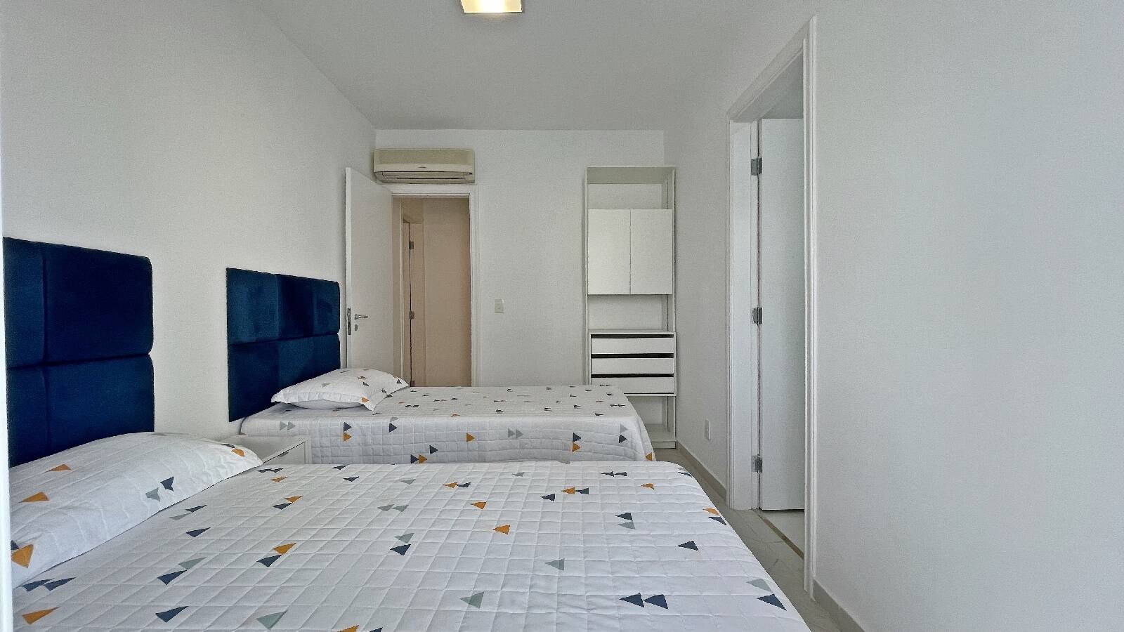 Apartamento à venda com 4 quartos, 140m² - Foto 10