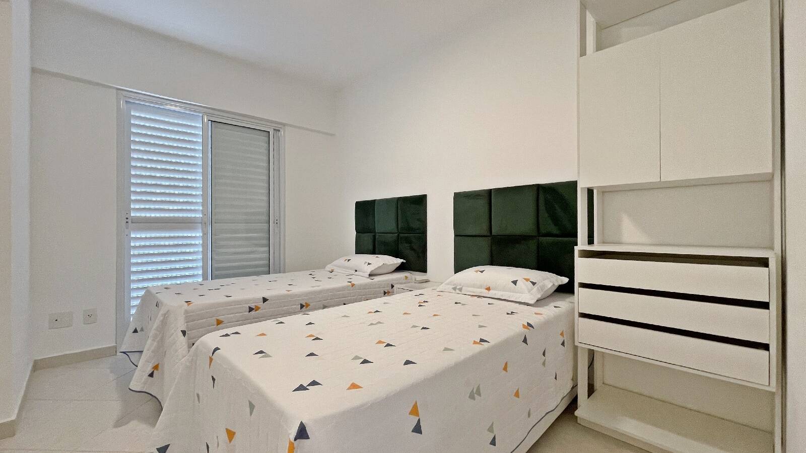 Apartamento à venda com 4 quartos, 140m² - Foto 16