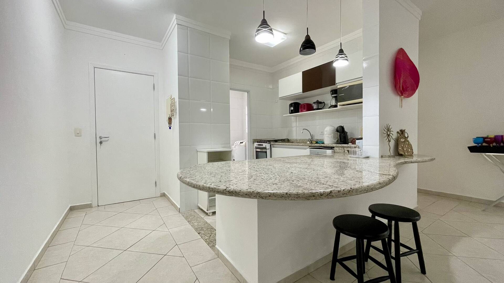 Apartamento à venda com 3 quartos, 124m² - Foto 4