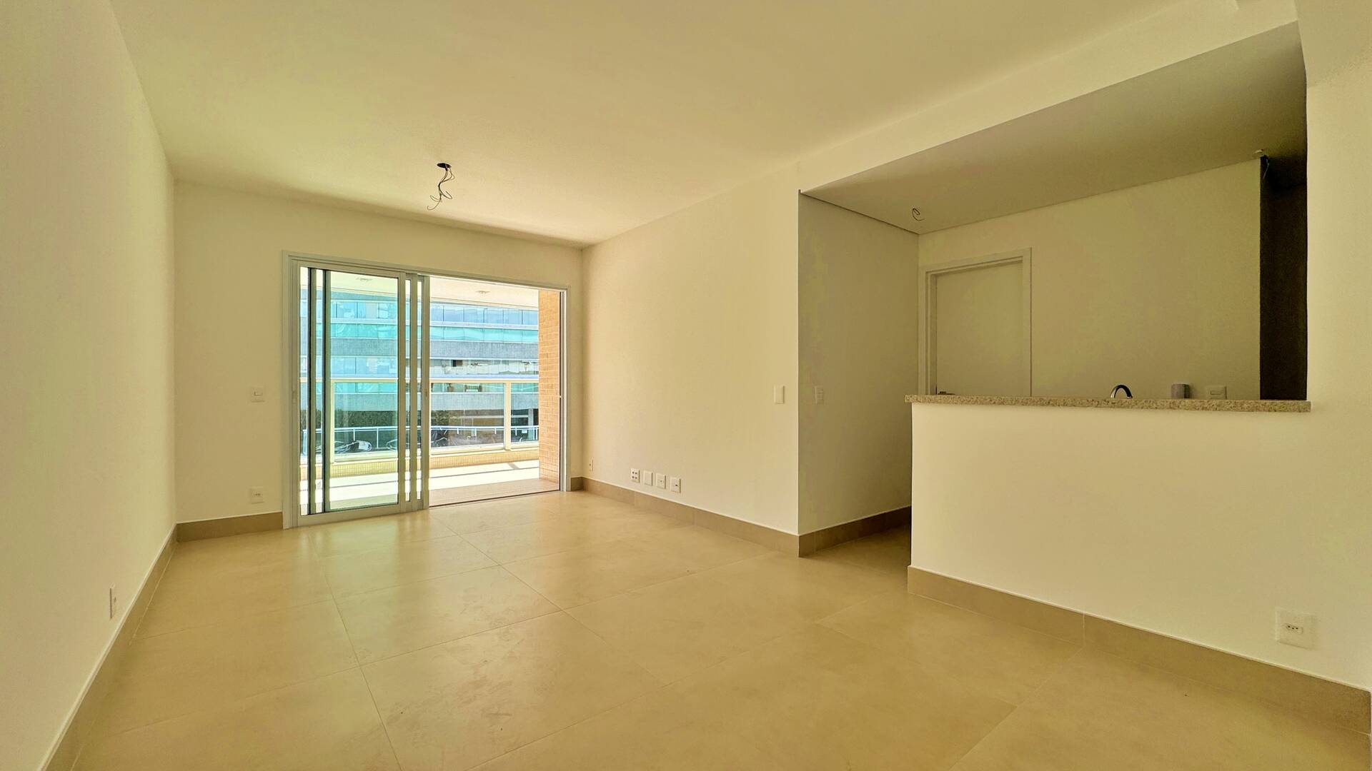 Apartamento à venda com 33 quartos, 110m² - Foto 1