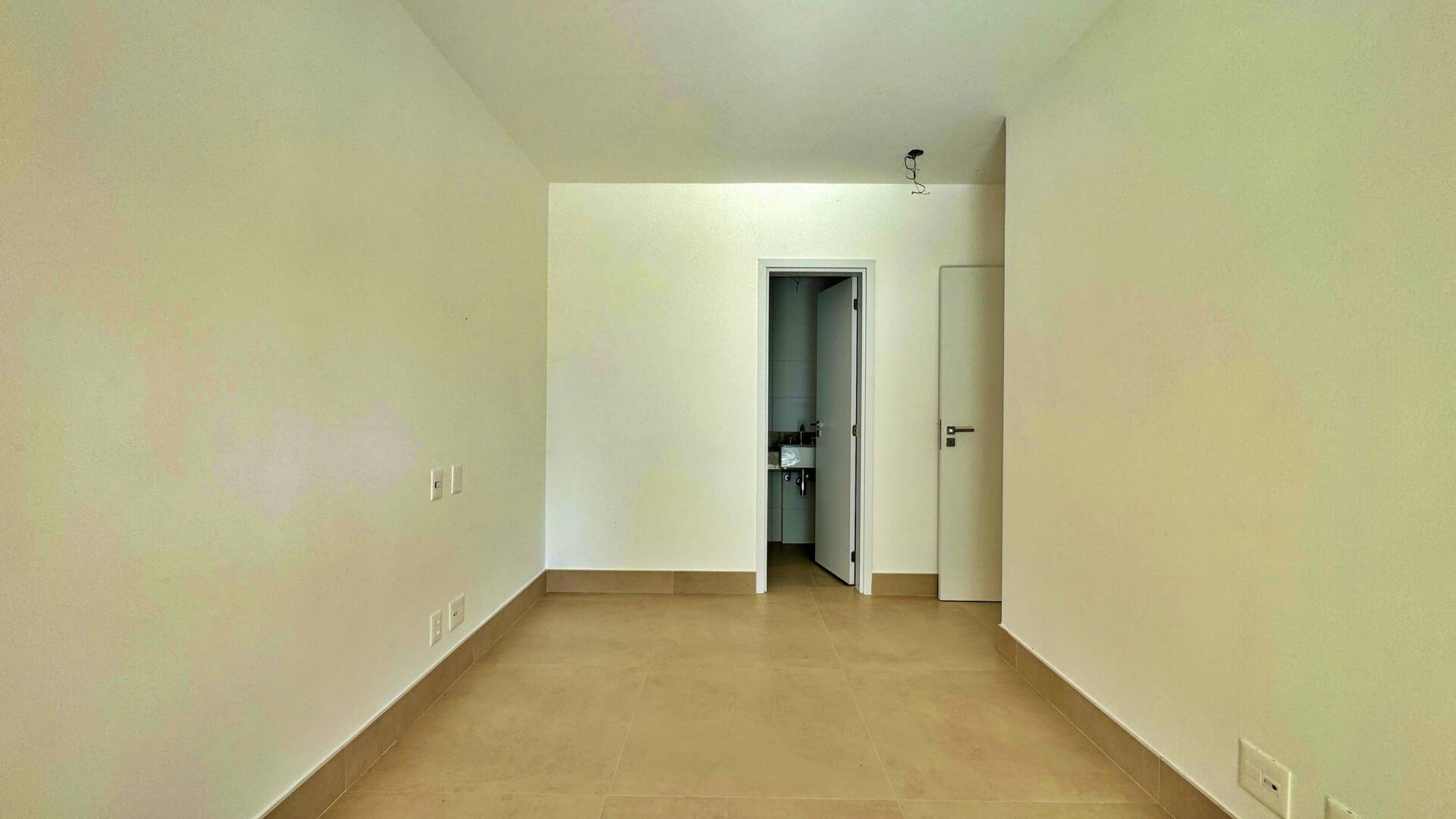 Apartamento à venda com 33 quartos, 110m² - Foto 13