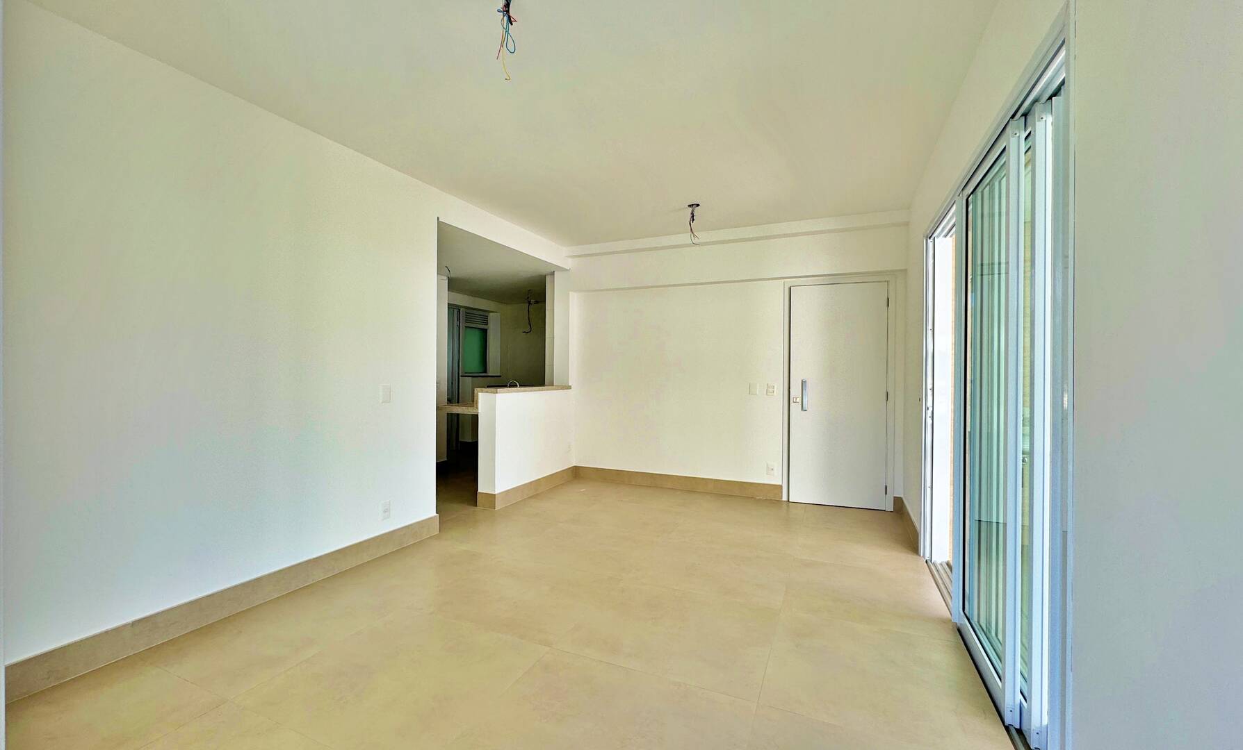 Apartamento à venda com 3 quartos, 127m² - Foto 8