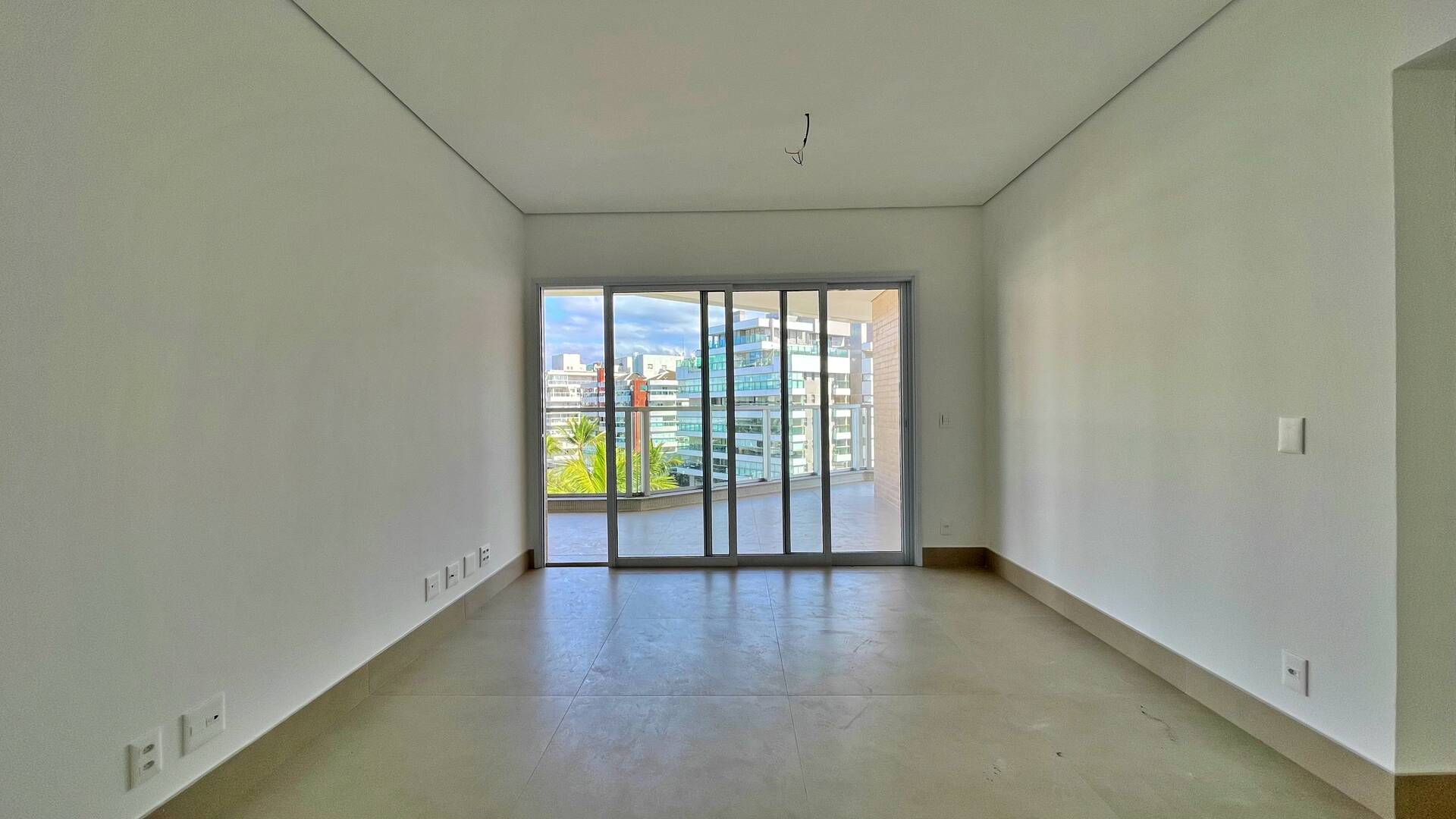 Apartamento à venda com 3 quartos, 134m² - Foto 3