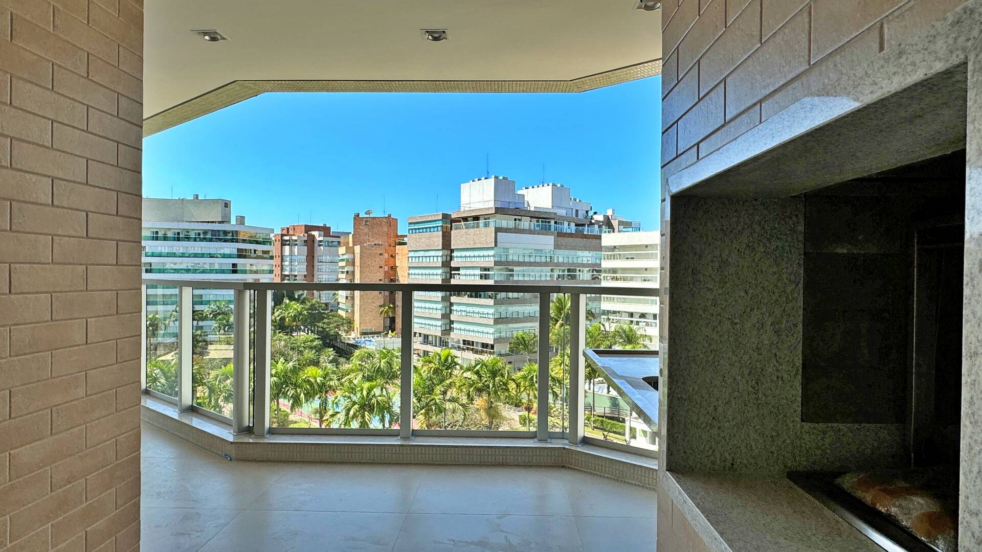 Apartamento à venda com 3 quartos, 134m² - Foto 9