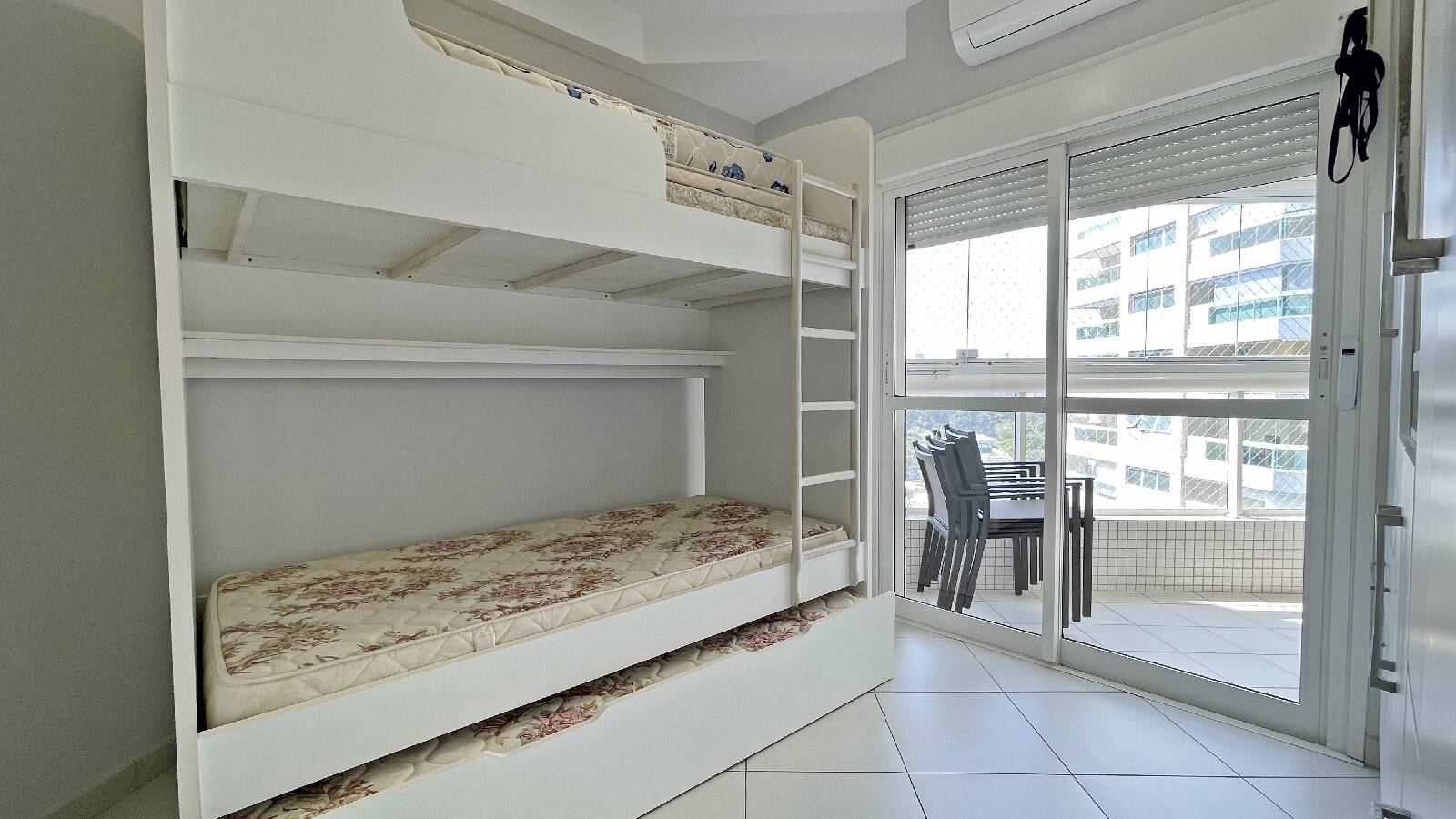 Apartamento à venda com 4 quartos, 134m² - Foto 20