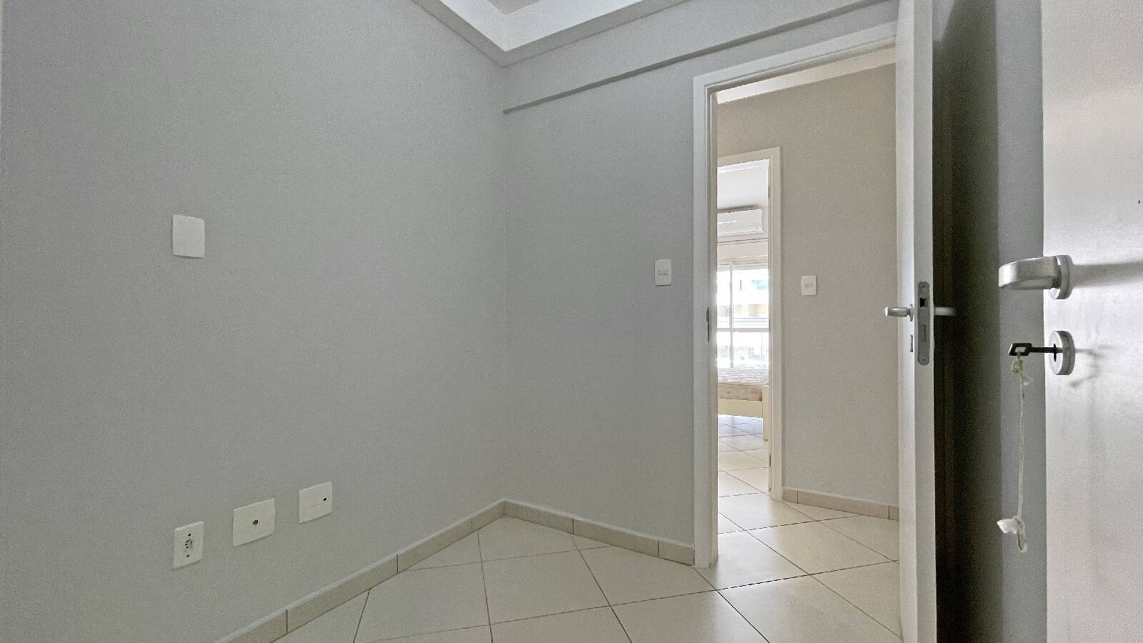 Apartamento à venda com 4 quartos, 134m² - Foto 22