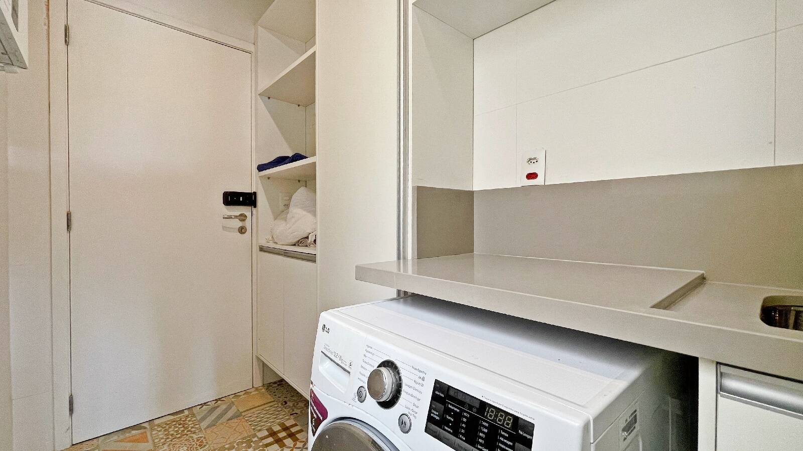 Apartamento à venda com 3 quartos, 105m² - Foto 25