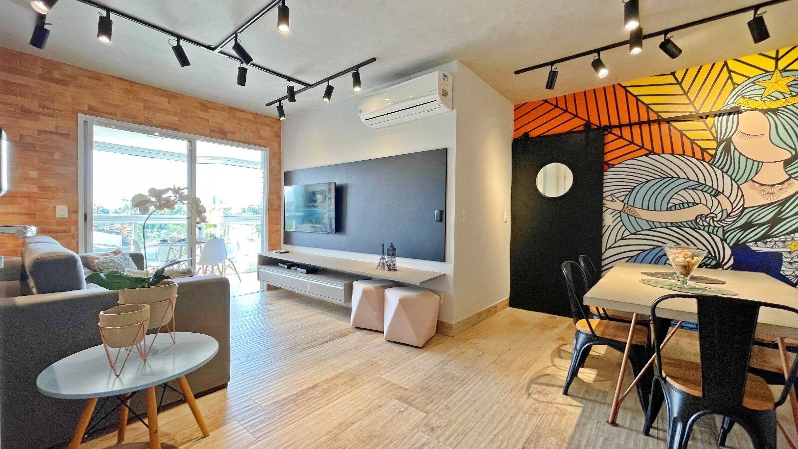 Apartamento à venda com 3 quartos, 105m² - Foto 1