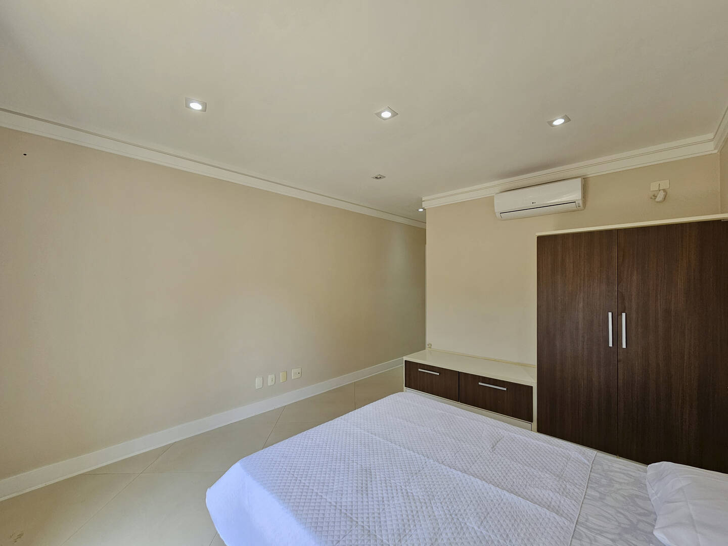 Casa à venda com 5 quartos, 580m² - Foto 15