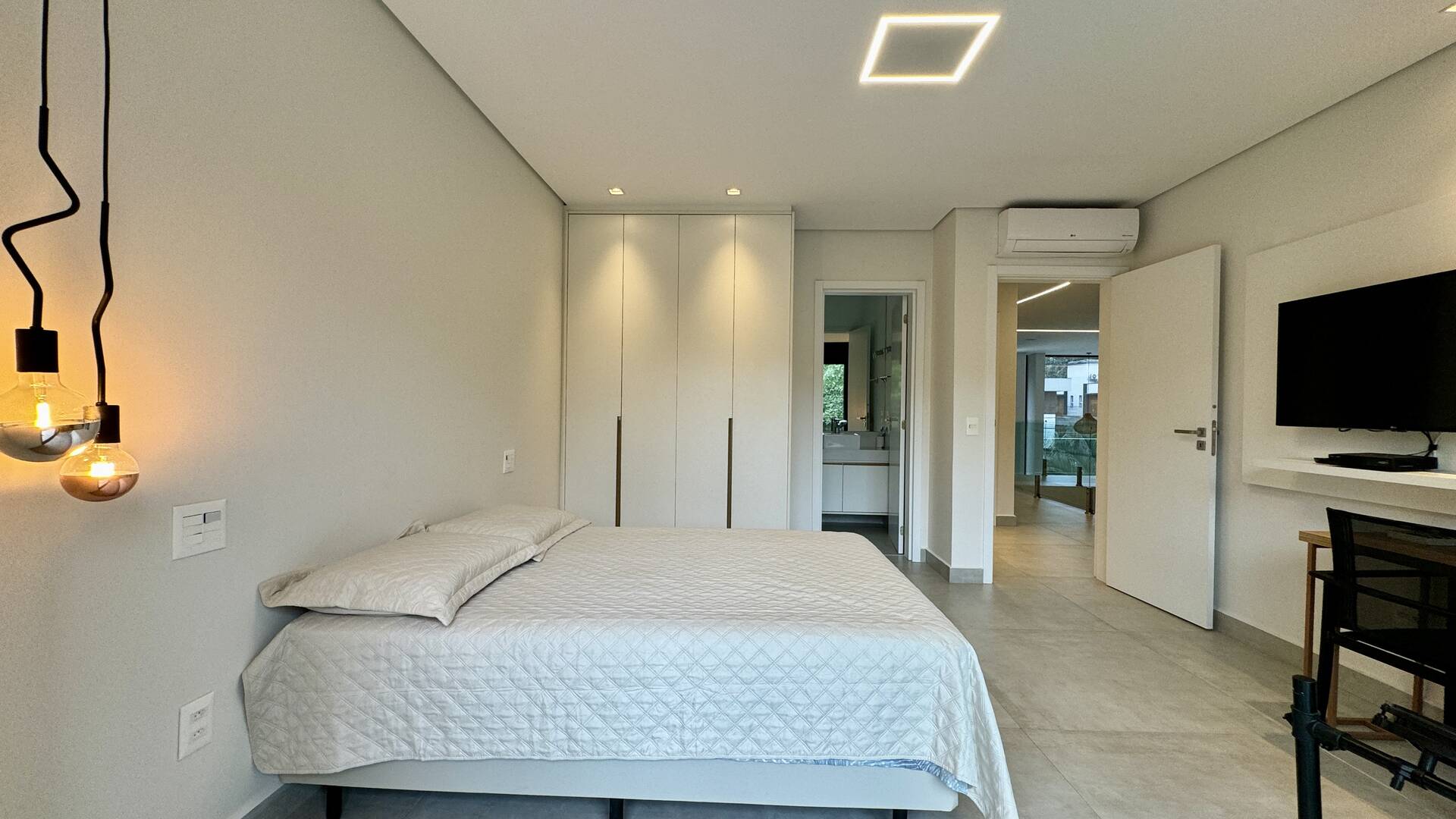 Casa à venda com 5 quartos, 376m² - Foto 72