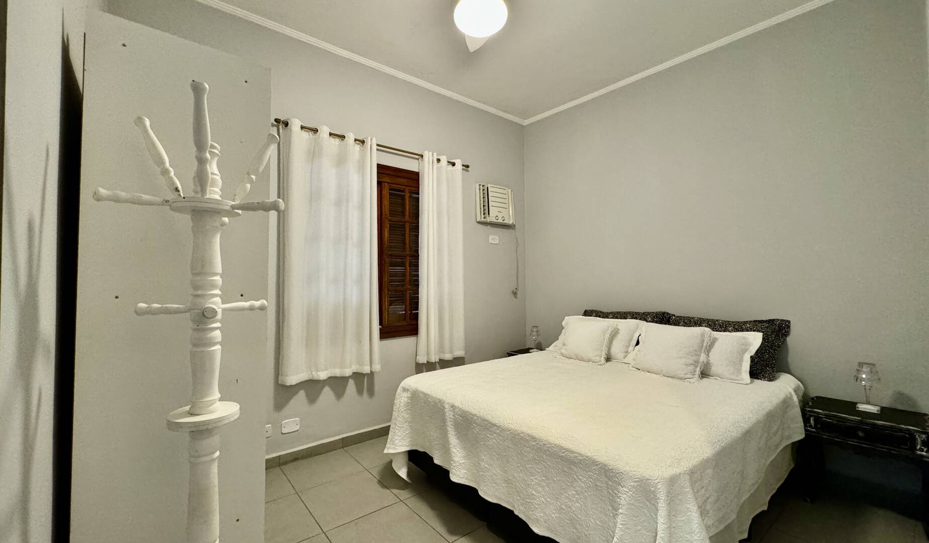 Casa à venda com 4 quartos, 209m² - Foto 13