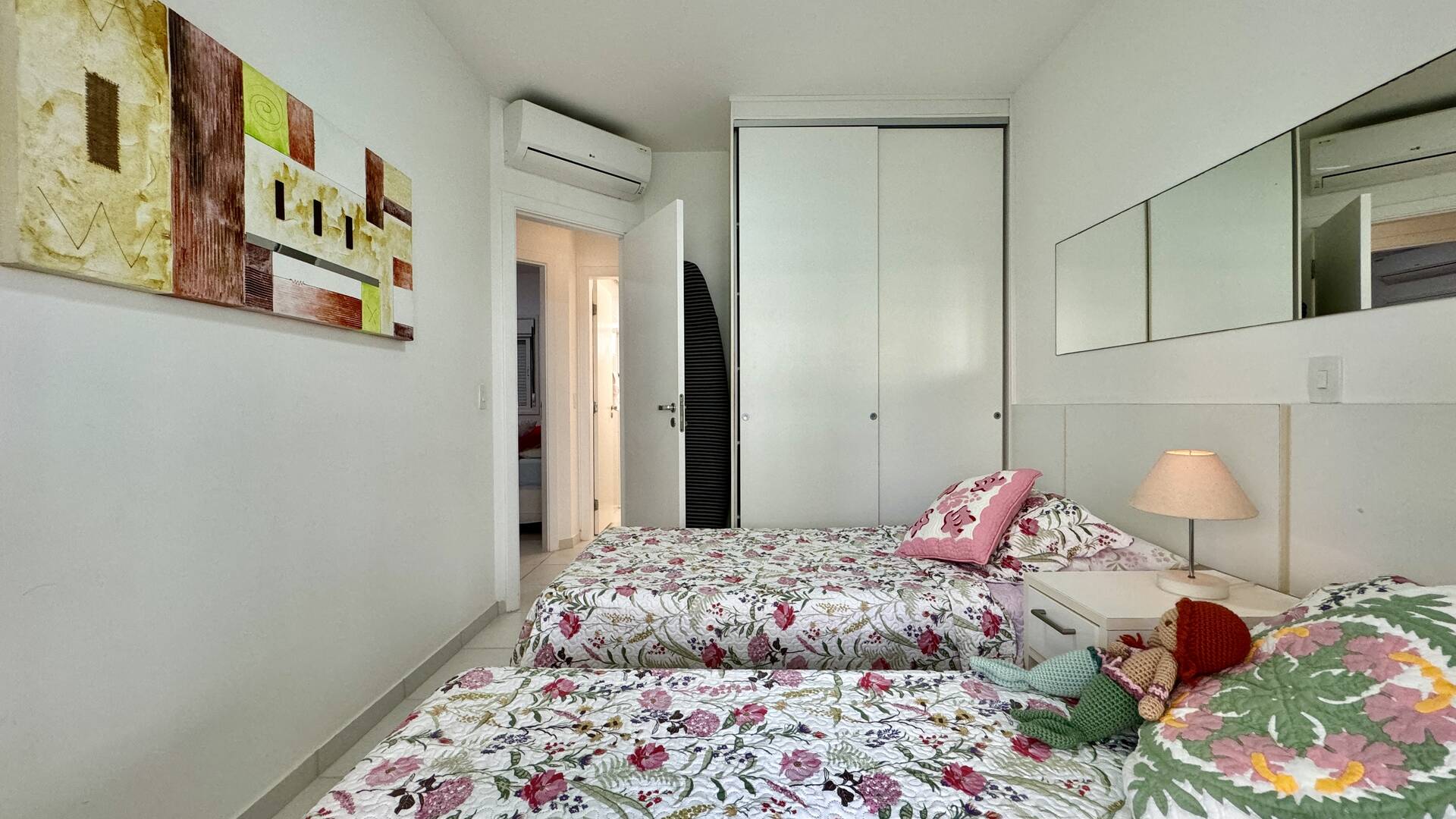 Apartamento à venda com 3 quartos, 122m² - Foto 17