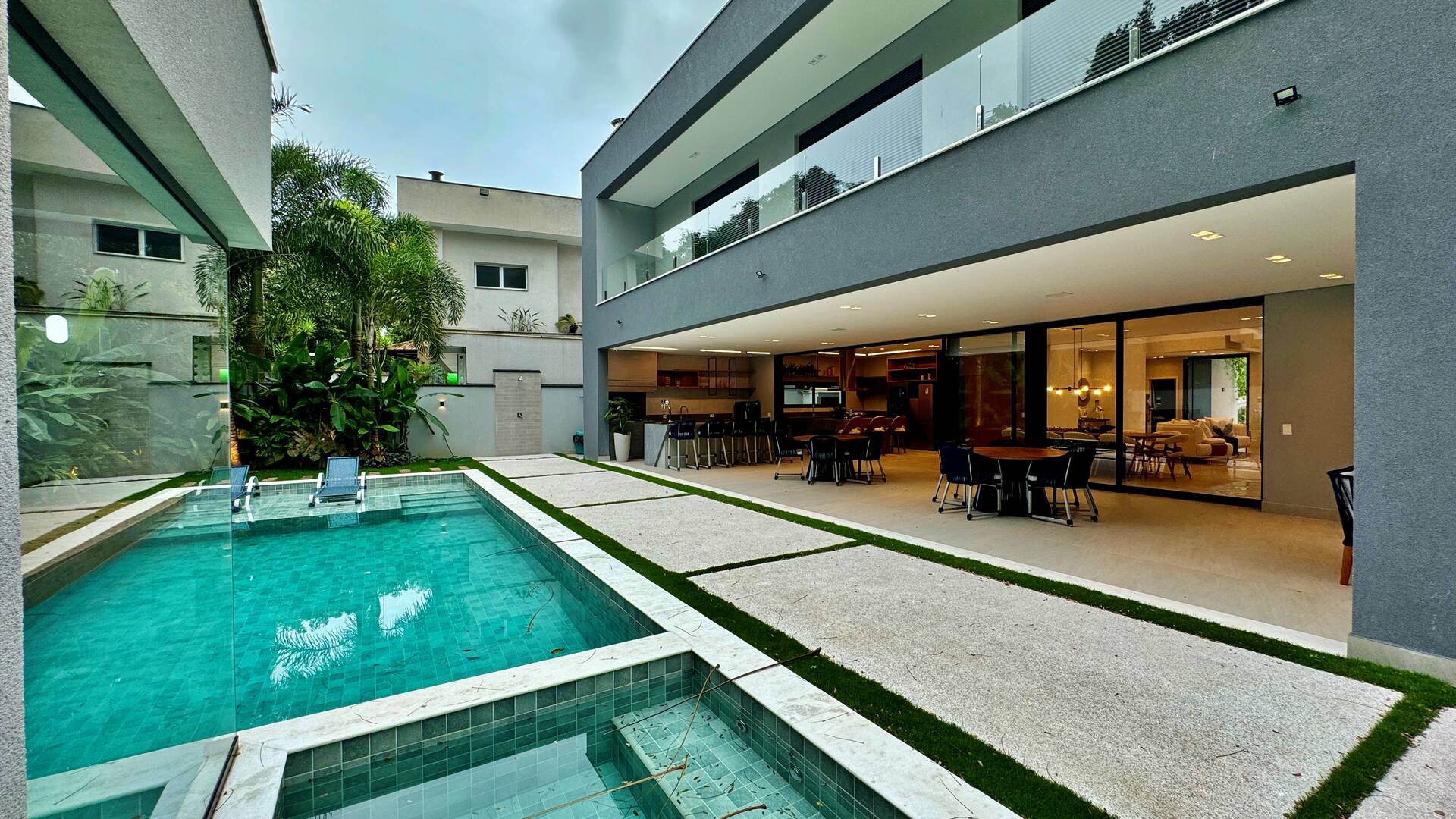 Casa à venda com 6 quartos, 637m² - Foto 35