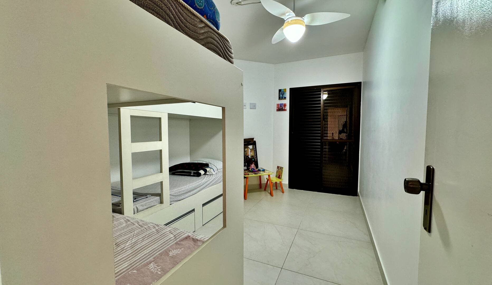 Apartamento à venda com 3 quartos, 101m² - Foto 23