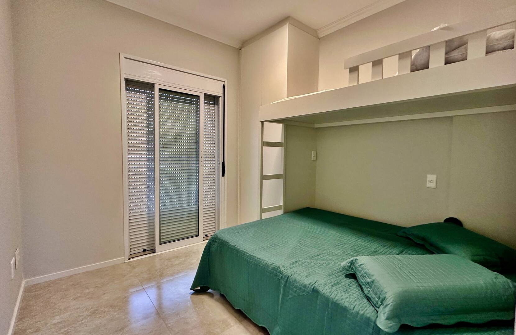 Apartamento à venda com 3 quartos, 87m² - Foto 10